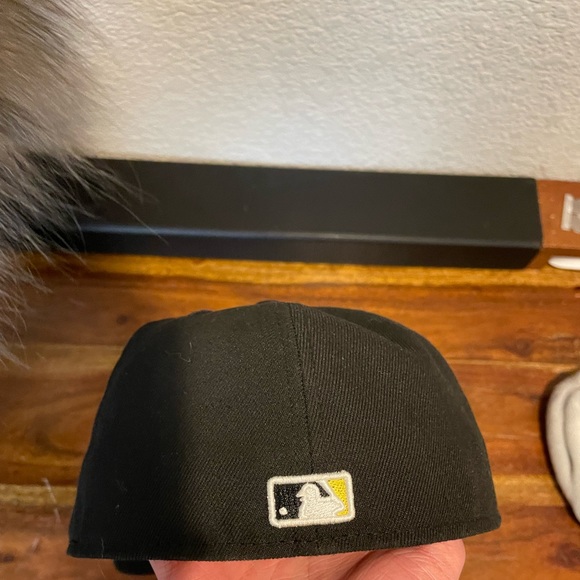 Pittsburgh Pirates Authentic Collection 59FIFTY Fitted Cap - Picture 2 of 5
